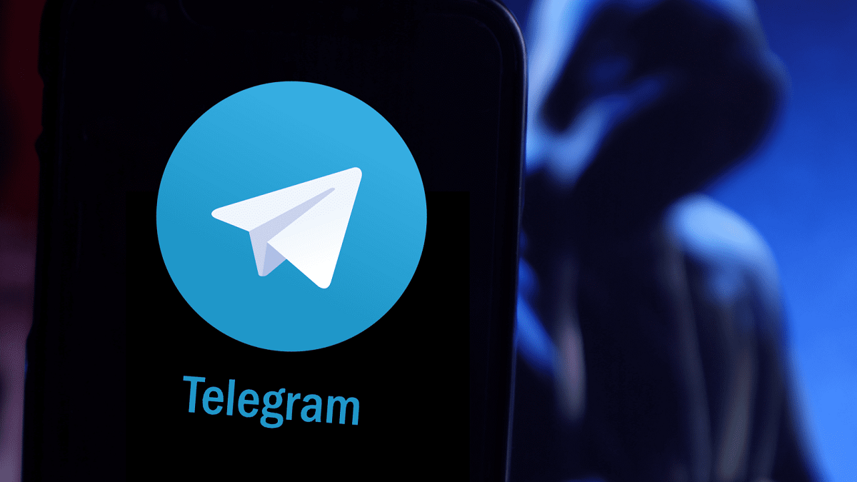 Telegram es. Телеграм сбой. Фотография хакера для телеграм. Аватарка для телеграмм канала. Аватарка для телеграмм канала подарки.